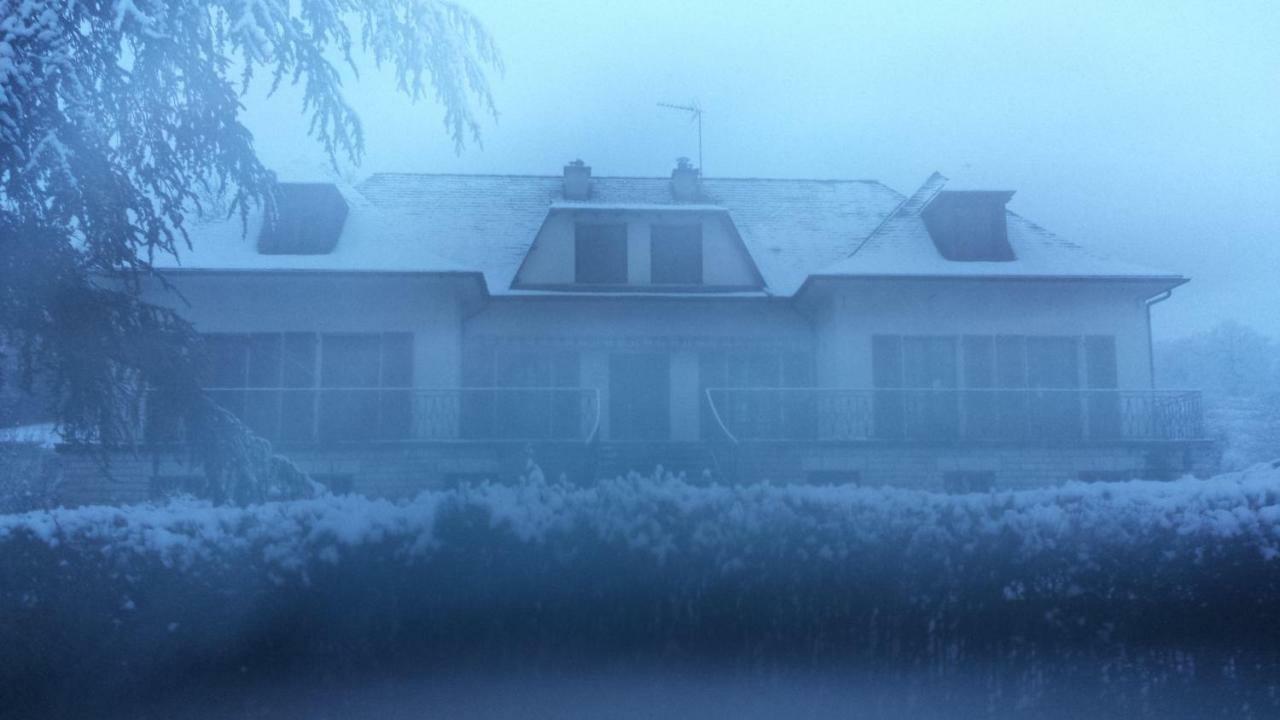 Bed and Breakfast Le Curieux De Conques Saint-Cyprien-sur-Dourdou Exterior foto