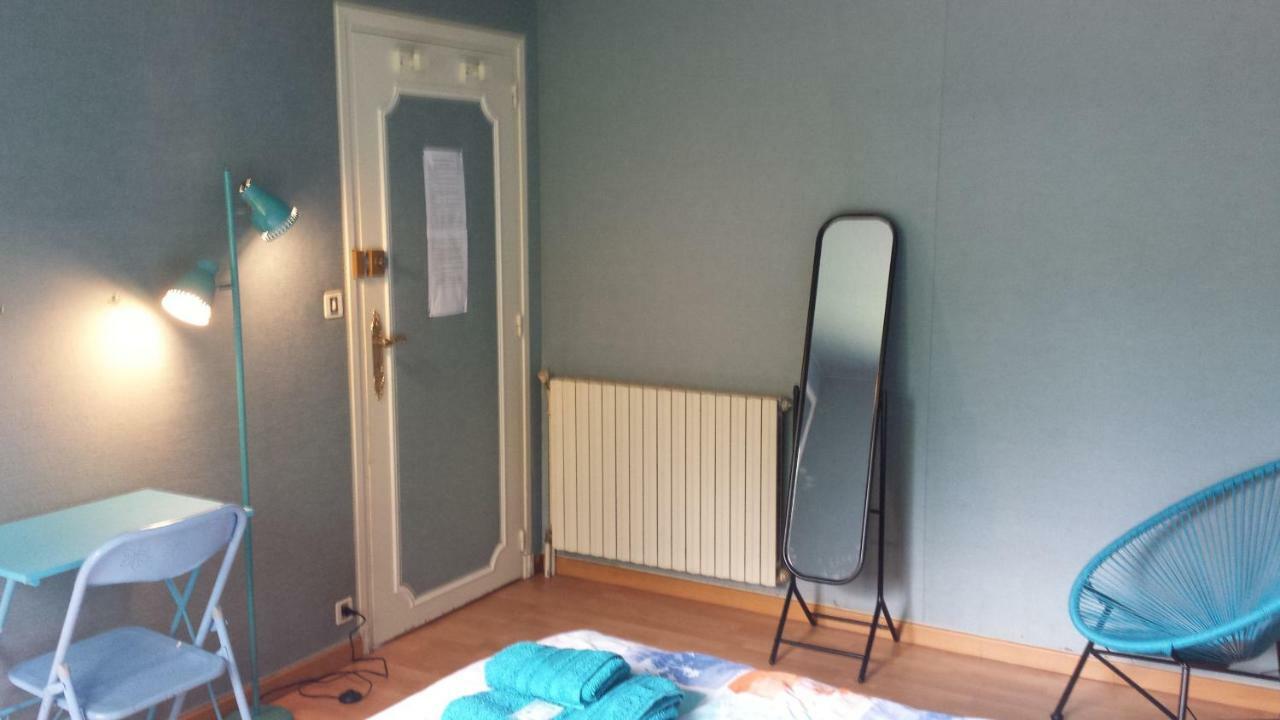 Bed and Breakfast Le Curieux De Conques Saint-Cyprien-sur-Dourdou Exterior foto